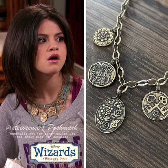 Reversible Medallion Coin Chain Necklace ASO Alex Russo - Picture 2 of 10